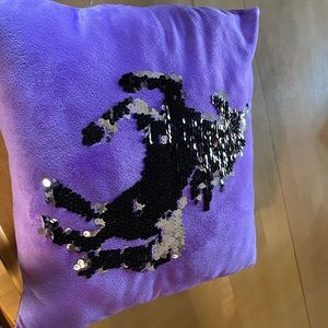 Unicorn pillow
